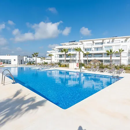 Apartment Aralia - 3-bedroom Coastal Luxury In *
