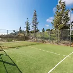 Lejlighed Aralia - 3-bedroom Coastal Luxury In