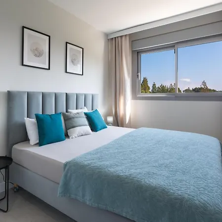Aralia - 3-bedroom Coastal Luxury In Apartment Mijas